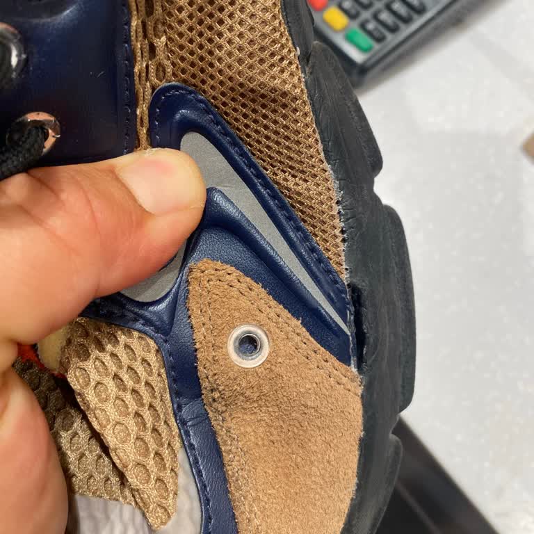 Lacoste L003 Ayakkabı Sorunu