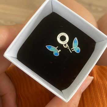 Pandora Mücevher Dağılan Ve Değişimi Yapılmayan Ürün