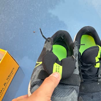 Nike Ayakkabı Çok Kötü Durumda!