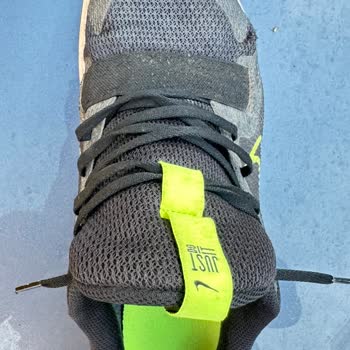 Nike Ayakkabı Çok Kötü Durumda!