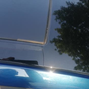 Seat Leon Araç Panoramik Cam Tavan Çatlağı