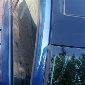 Seat Leon Araç Panoramik Cam Tavan Çatlağı