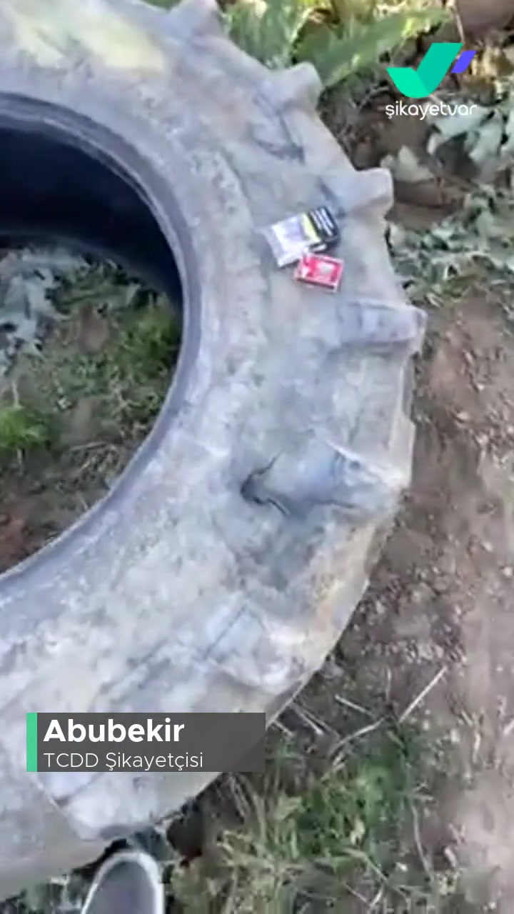 TCDD Dikili Kazık Dolayı Lastik Parçalanması videonun kapak resmi
