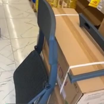 Şok Marketler Kalitesiz Sandalye