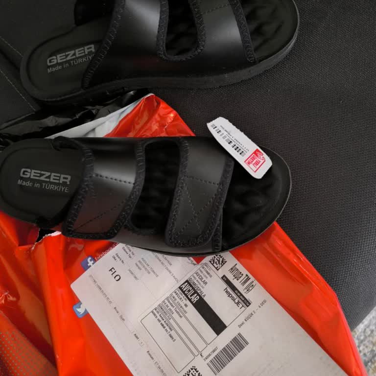 FLO Ayakkabı FLO Gezer Marka Alakasız Ürün