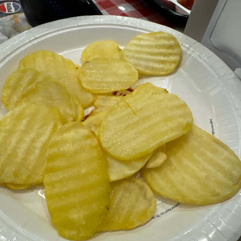 PizzaLazza Dondurulmuş Pizzadan Farkı Yok