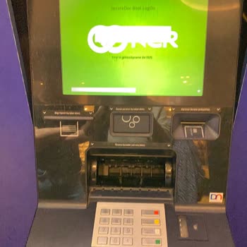 Yapı Kredi Bankası ATM Parayı Yuttu, Kontrol Sonrası Hareket Görüntülenemiyor Diyor!