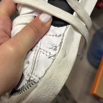 Nike Blazer Low 2 Ayda Yırtıldı