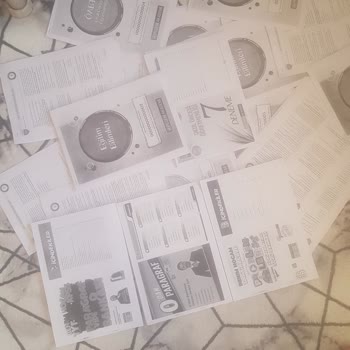 Fotokopi. Star İnsanı Saf Gibi Görüyorlar