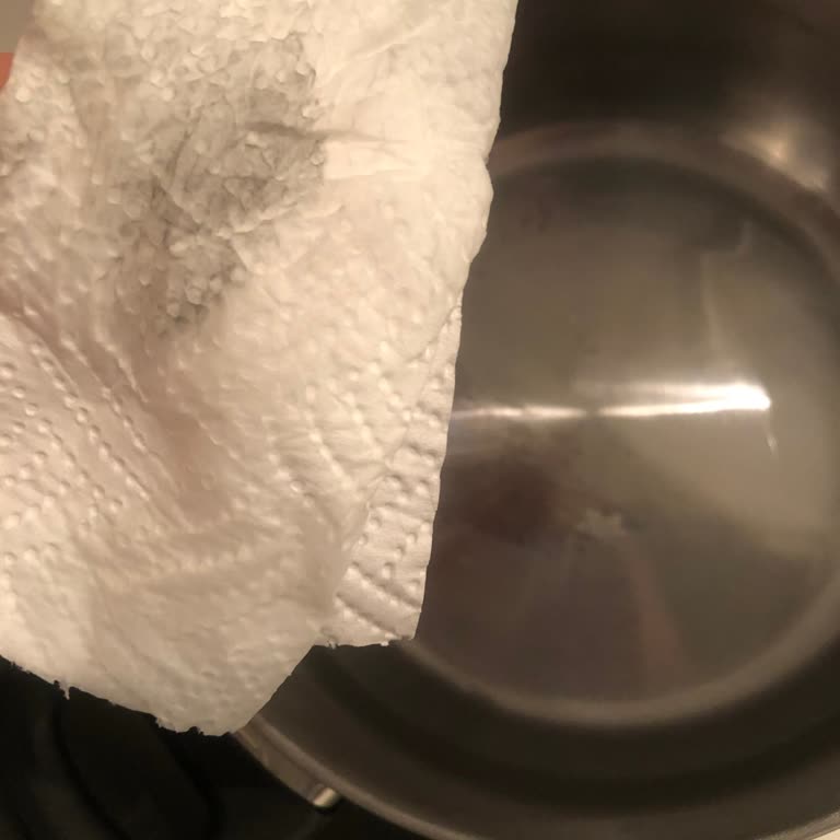 IKEA Tencere Yemeğe Rengini Geçiriyor