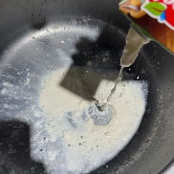 Yörükoğlu Açılmamış Pakette Bozuk Süt