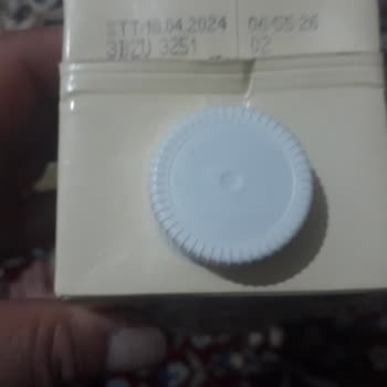 A101 Birşah Süt Tarihi Geçmiş Ürünler Raflarda Satışı Yapılıyor.