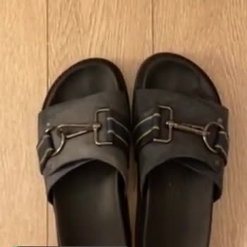 Yargıcı 3.700₺ 'lik Terlikleri Ayaklarımı Boyadı, Geçmiyor!