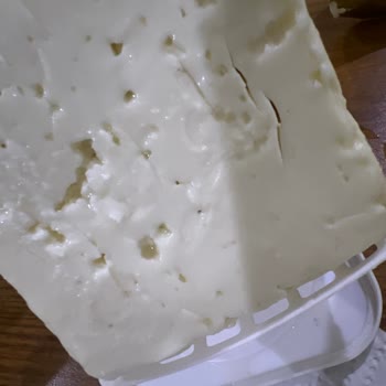 Tahsildaroğlu Gurme Peynir Bozuk Çıktı.