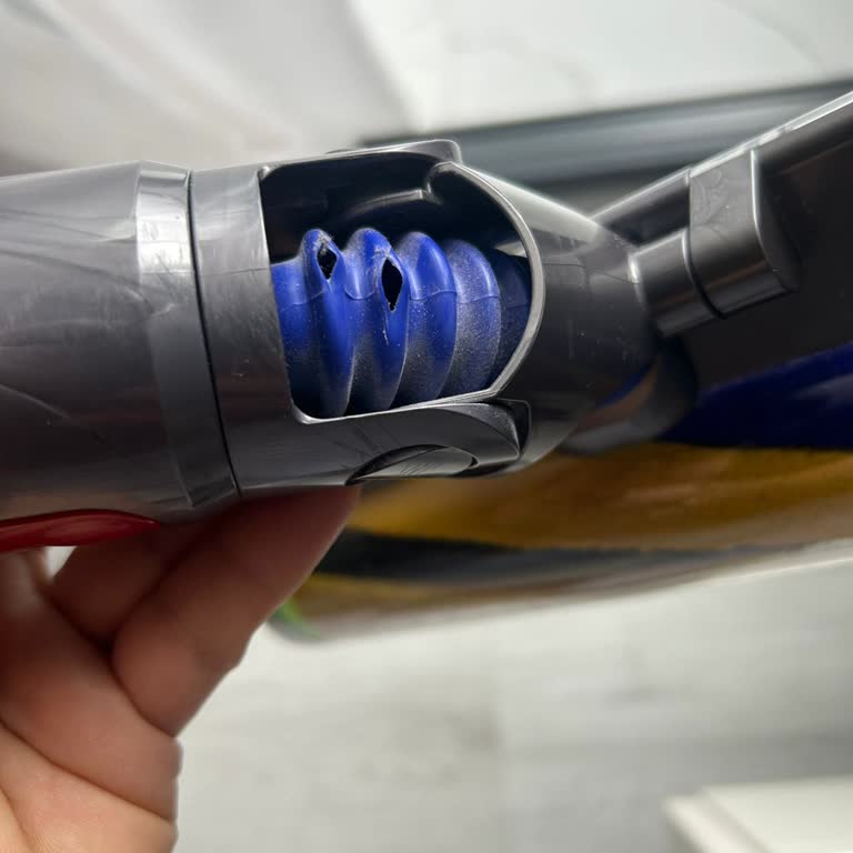 Dyson V15 Kablosuz Süpürge