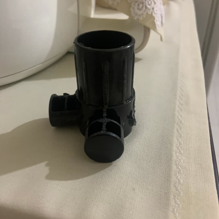 Fakir Vantilatör Ayağı Kırık