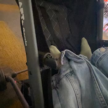 THY Bebek Arabamı Kırıp Beni O Şekilde Tatile Gönderdiler.