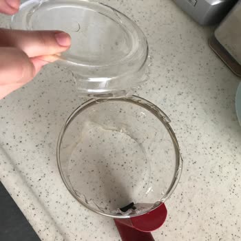 Arçelik Çay Makinesi Demliği Kırıldı