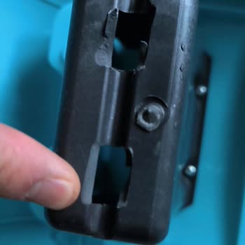 Ebebek İlk Arabam İçin Mağdur Etmesi