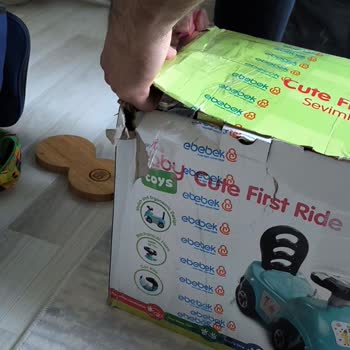 Ebebek İlk Arabam İçin Mağdur Etmesi