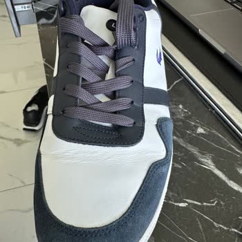 Sanal Çadır Kullanılmış Ayakkabı Gönderiyor