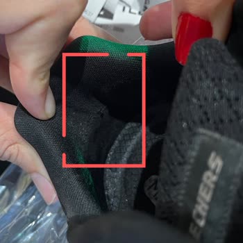 Skechers 2 Ayda Deforme Olan Ayakkabıyı Kabul Etmiyor