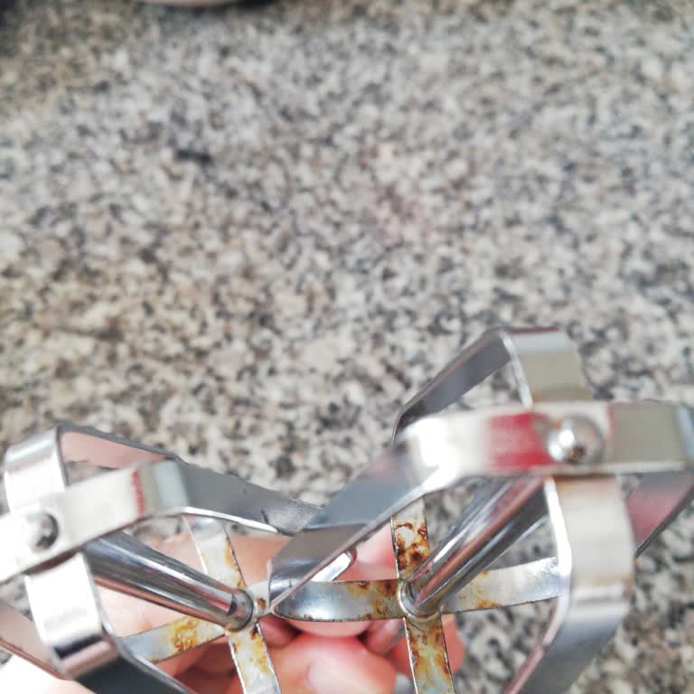 Arzum Mikser Ucu Paslandı