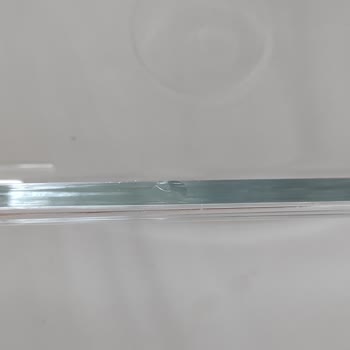 Lav Saklama Kabı, Kenar Camlarının Kırılması