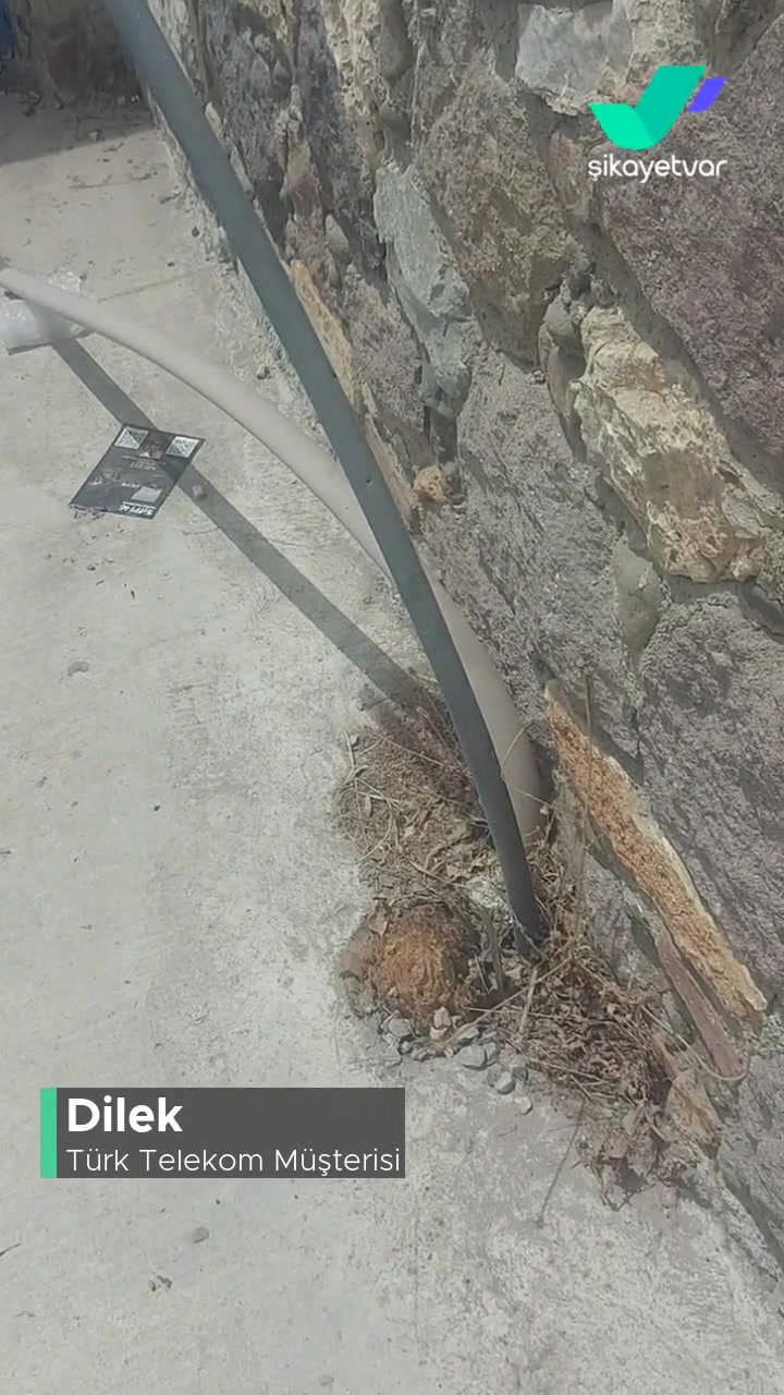 Türk Telekom Direği Yerinden Söküldü Ve 1 Haftadır İnternetimiz Yok! videonun kapak resmi