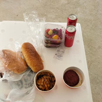 Köfteci Yusuf Kalitesi Ve Hizmeti Bitmiş.
