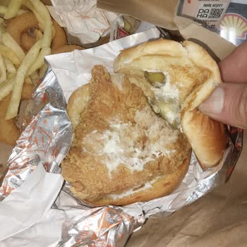 Popeyes Yenmeyecek Tavuk Sandwich