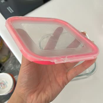 Lav Saklama Kaplarının Kapağı Sürekli Kırılıyor