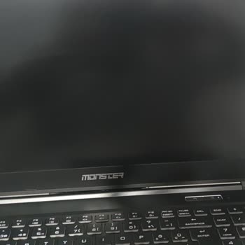 Monster Notebook Açıyorum Ve Ekran Gelmiyor