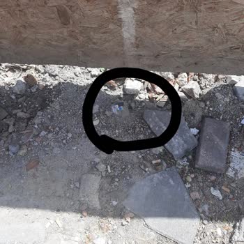 Başkent Doğalgaz Servis Hattının Üstünü Kapatmıyor, Tehlike Arz Ediyor
