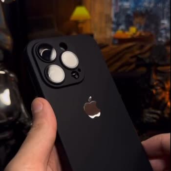Muffcase M-u-f-f-c-a-s-e Görsellerin Aldatıcılığı.