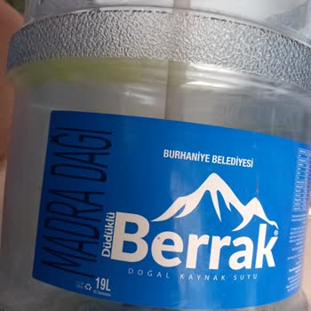 Düdüklü Berrak Su'da Yeşil Yeşil Katmanlar Var!