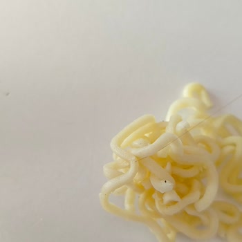Knorr Noodle İçerisinden Saç Çıktı