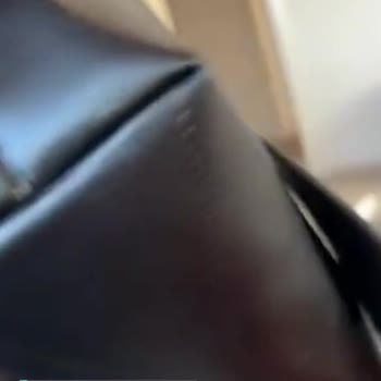 Calvin Klein Çanta Köşelerinde Soyulma