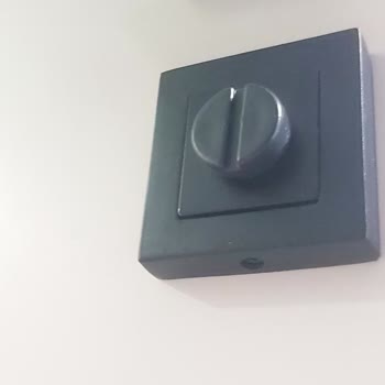 Dizayn Yapı İç Mimarlık Dizayn Kapi Eksik Hizmet Teslimi