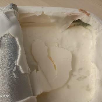 İçim Süt ve Süt Ürünleri İçim Labne Bozulmuş Ürün