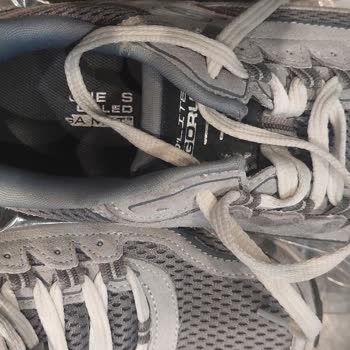 Skechers Ürünün Arkasında Durmuyor.