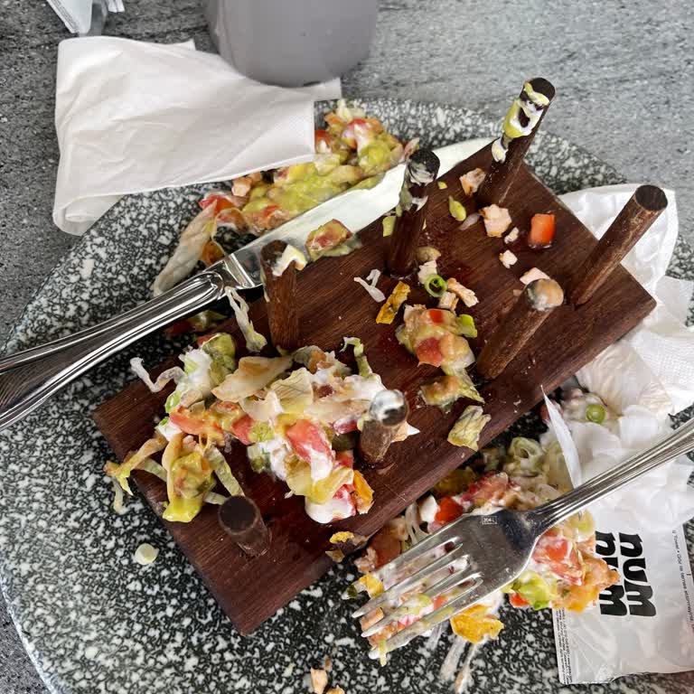 NUMNUM'DAN Hata Üstüne Hata