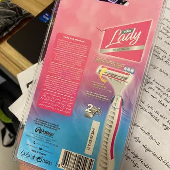 Derby Lady Jiletin Üstünde Kıl