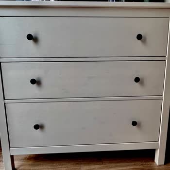 IKEA'dan Aldığım Hemnes Şifonyerin Boyasız Ve Verniksiz Gelmesi