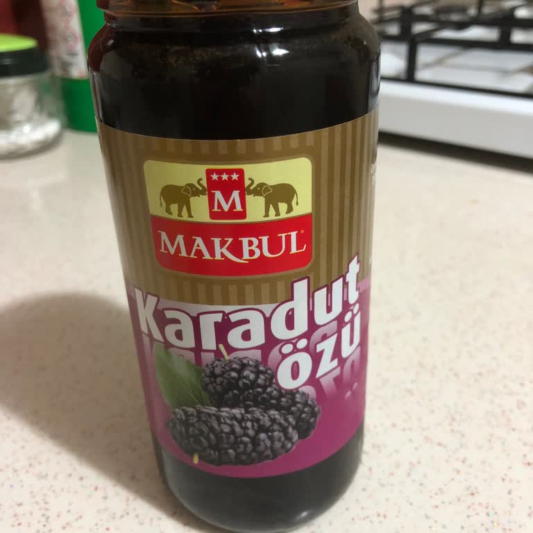 Makbul Karadut Yerine Pekmez Çıktı Şaka Gibi