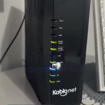 Kablo Net Us Işığı Ve Ds Işığı Mavi Yanıyor