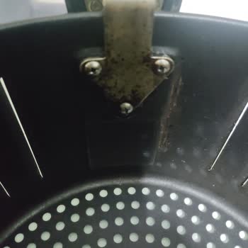 Kumtel Airfry'de Döküme Ve Paslanma Oldu!