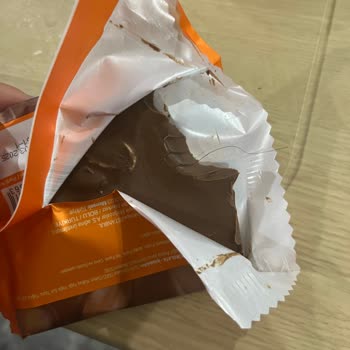 File Market Harras Marka Çikolatan Saç Çıktı!