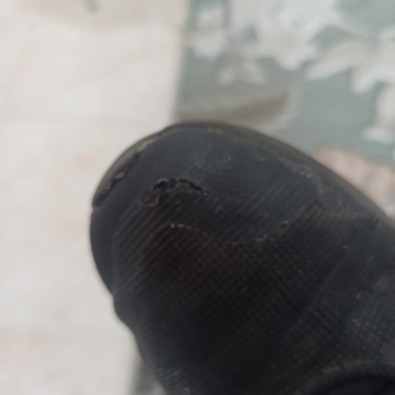 Sporjinal Nike Ayakkabı Çok Çabuk Yırtıldı, İade Alınmadı