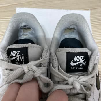 Nike Ayakkabının Kısa Bir Süre Sonra Dikişlerinin Açılması Ve Koku